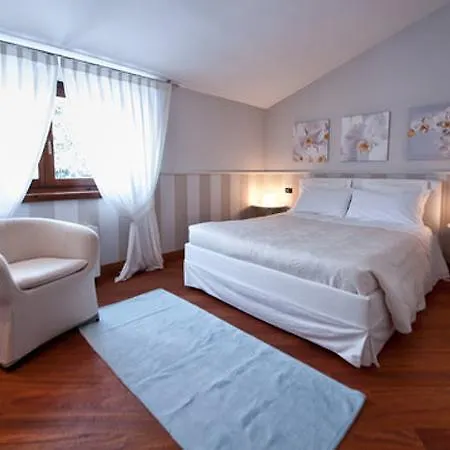 Nocleg ze śniadaniem La Casa Rosa 3*